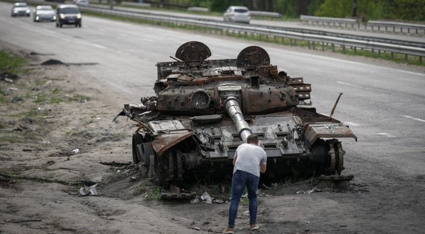 Bloomberg. Ποιο θα είναι το τέλος του πολέμου;
