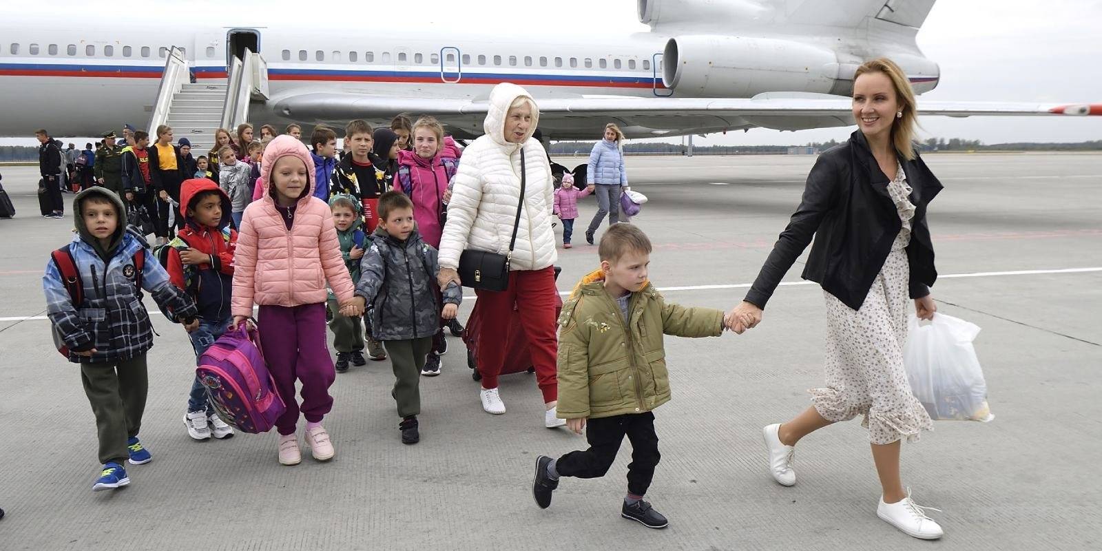 Πώς οι Ρώσοι αρπάζουν Ουκρανόπουλα και τα εκρωσίζουν