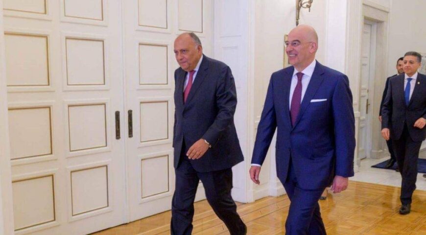 Τι άφησε η επίσκεψη Σούκρι στην Αθήνα στο δρόμο για επαναπροσέγγιση με την Άγκυρα