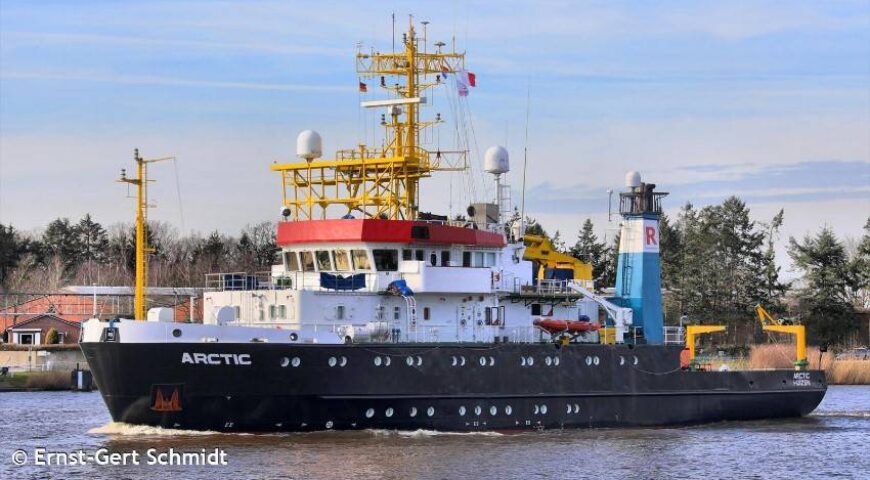 Η ΠΕΡΙΕΡΓΗ ΥΠΟΘΑΛΑΣΣΙΑ ΕΡΕΥΝΑ ΤΟΥ ΣΚΑΦΟΥΣ ARCTIC ΣΤΗΝ ΝΑ ΜΕΣΟΓΕΙΟ ΒΑΣΕΙ ΤΗΣ NAVTEX 816/23.