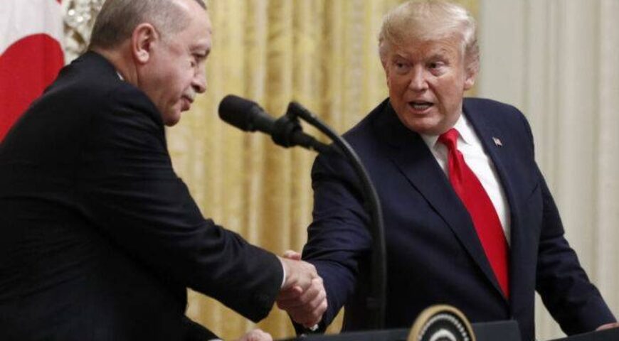 Ο Ερντογάν της Τουρκίας έχει γίνει ένας από τους ισχυρότερους άνδρες στον κόσμο — και σύμμαχος του Τραμπ.