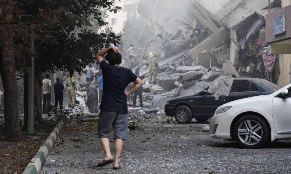 Σκέψεις ενός πολίτου φουκαρά επί των εχθροπραξιών μεταξύ Ισραήλ και Ιράν.