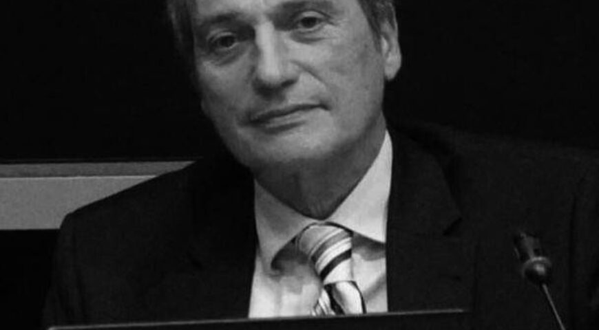 Το μάθημα της Ηλέκτρας και ο Όλυμπος του Τραμπ.