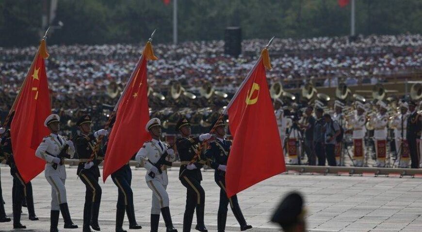 Η Ανατολή αντεπιτίθεται…