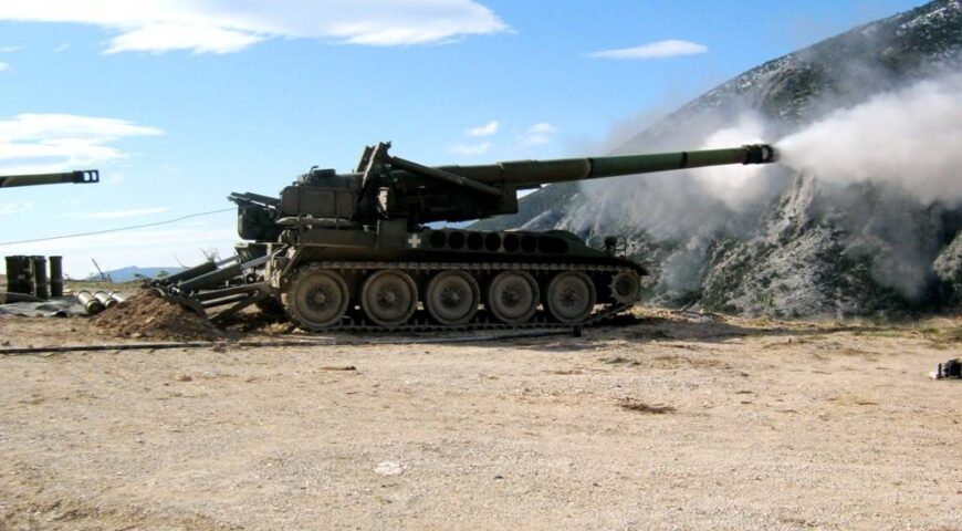 Στέλνουν στην Ουκρανία 60 Α/Κ Μ110Α2 των 203 χλστ.