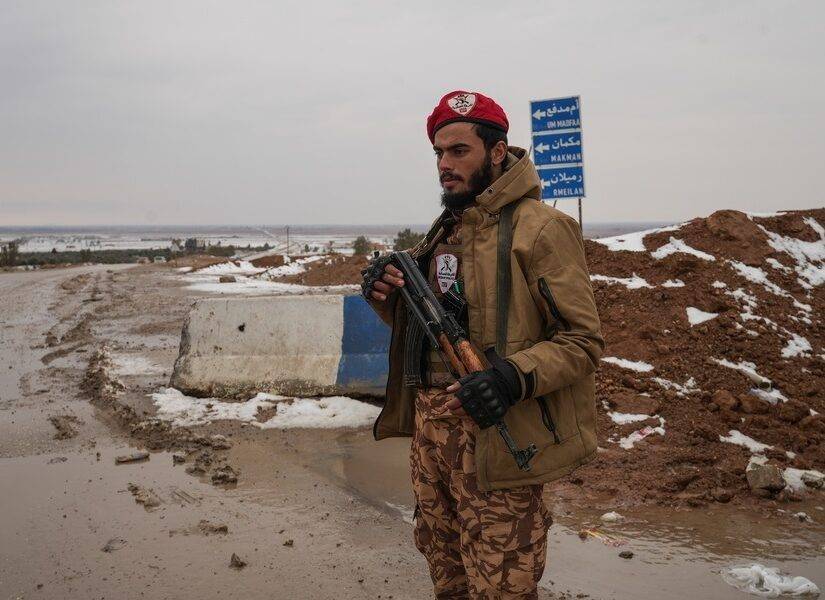 Με τις ευλογίες του Τραμπ Άγκυρα και Δαμασκός καταλύουν την Ροζάβα.