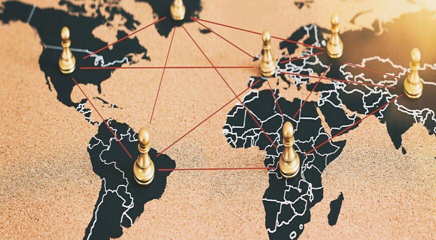 Ο επιλεκτικός αναθεωρητισμός και οι ρωγμές στη Δύση.