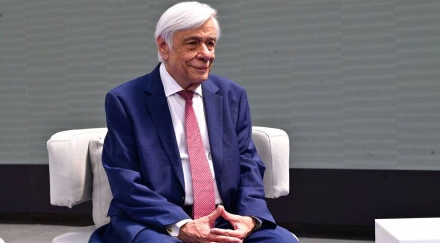 Ο Προκόπης Παυλόπουλος στον Γιώργο Λιάνη: «Η εκτελεστική εξουσία είναι δυστυχώς παντοδύναμη»