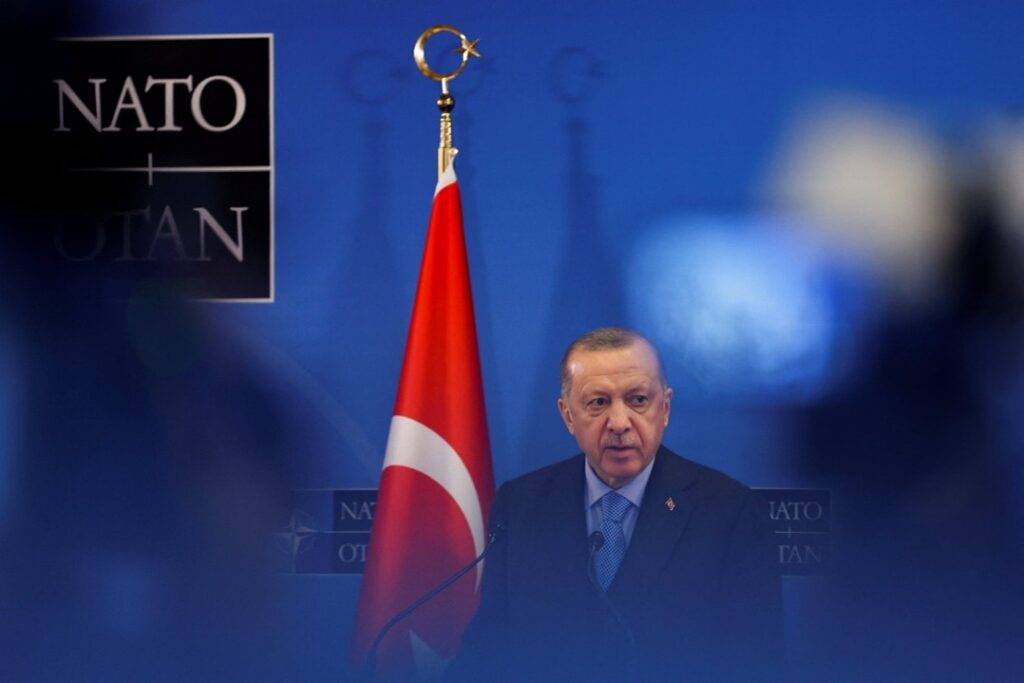 Δρ. Κωνσταντίνος Π. Μπαλωμένος, Πολιτικός Επιστήμονας – Διεθνολόγος.