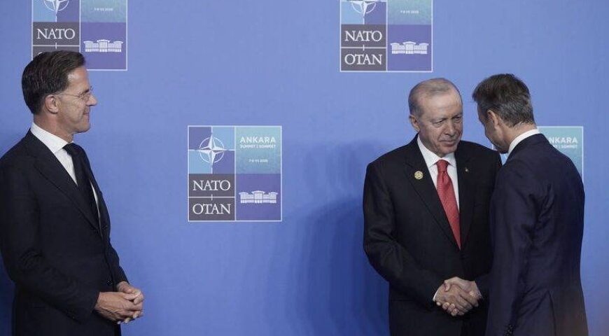 Αντιμέτωποι με το Κυπριακό και την “Γαλάζια Πατρίδα” χωρίς κόκκινες γραμμές